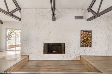 3669 E Viking Rd, Las Vegas, NV 89121 - photo 4