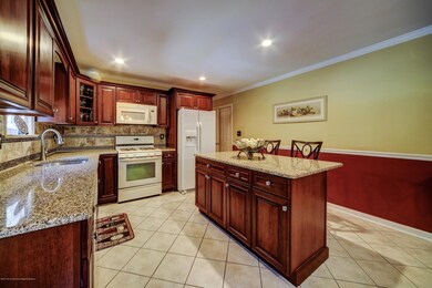 009_Kitchen