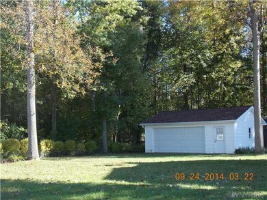 1005 Castlebar Dr, North Tonawanda, NY 14120 - photo 5