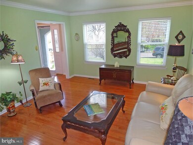 267 Hidden Spring Ln, Langhorne, PA 19047 - photo 4