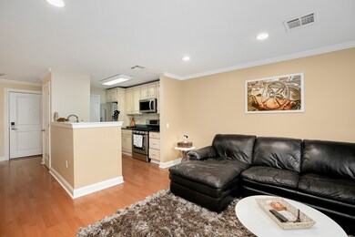 555 Page St unit 301, Stoughton, MA 02072 - photo 5