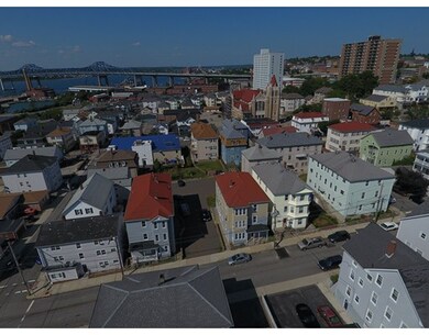 302 Hope St, Fall River, MA 02721 - photo 4