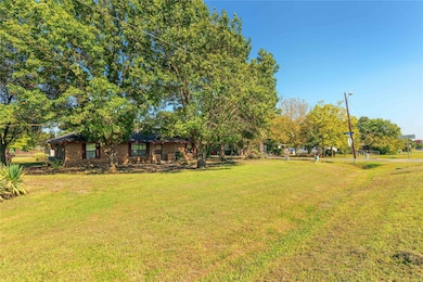 1483 S Waco St, van Alstyne, TX 75495 - photo 3