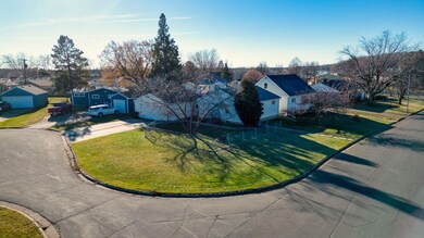 2714 Diane Ln, Hibbing, MN 55746 - photo 2