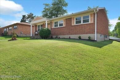 9210 Lantana Dr, Louisville, KY 40229 - photo 2