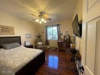 Another bedroom