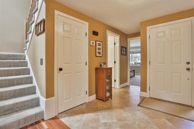 17 Walden Pond Dr, Nashua, NH 03064 - photo 6