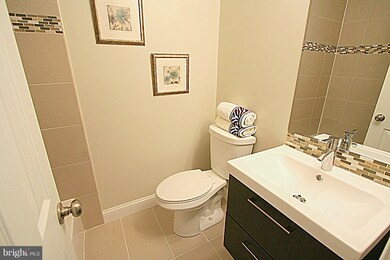 5007 Emo St, Capitol Heights, MD 20743 - photo 6