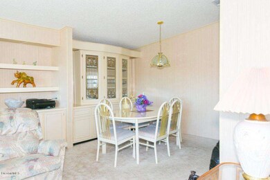 1109 Tequesta - Dining Room