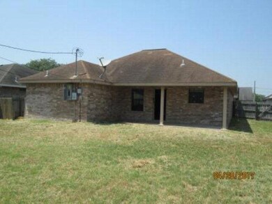803 Bowie St, Weslaco, TX 78599 - photo 2