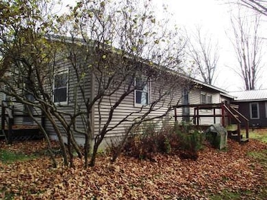 1316 E Chauvez Rd, Scottville, MI 49454 - photo 7