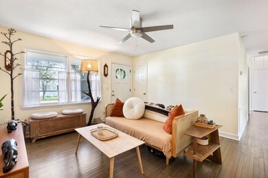 5-web-or-mls-Coastal RE Photo 5813 Edinb