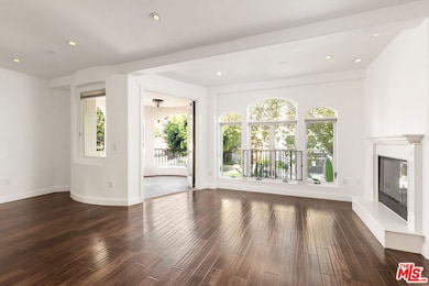 320 S Swall Dr unit 2, Los Angeles, CA 90048 - photo 5