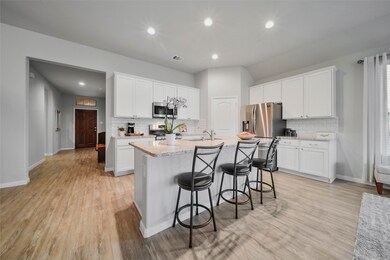 28064 Misty Evening Ct, Spring, TX 77386 - photo 6