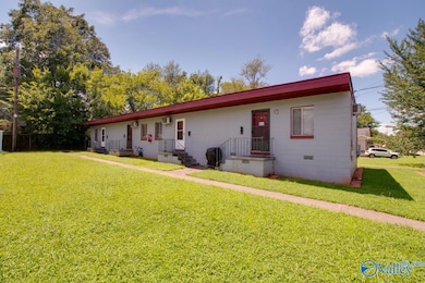 1328 Oshaughnessy Ave NE unit B, Huntsville, AL 35801 - photo 2