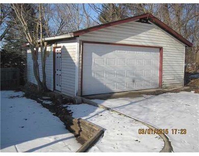 Parking Lot/Garage.