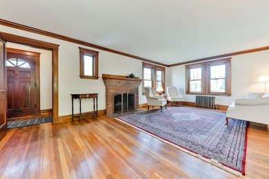 369 Pleasant St, Milton, MA 02186 - photo 3