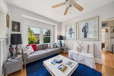 Walsh-36150_9th_St-036-Broken_Banjo-WEB