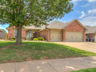 2624 SE 5th St, Moore, OK 73160 - photo 3