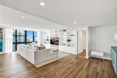 Nine Island unit 1814, Miami Beach, FL 33139 - photo 4