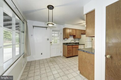 13101 Clifton Rd, Silver Spring, MD 20904 - photo 7