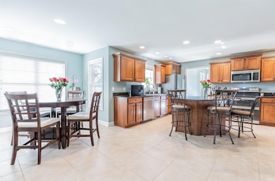 8994 Calvin Cir, Newburgh, IN 47630 - photo 6