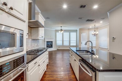 5939 La Vista Dr, Dallas, TX 75206 - photo 3