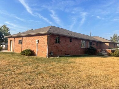 408 Ojer St, Meredosia, IL 62665 - photo 5