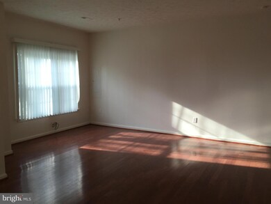 8228 Barrington Ct unit 18, Severn, MD 21144 - photo 4