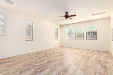 5745 W Warner St, Phoenix, AZ 85043 - photo 5