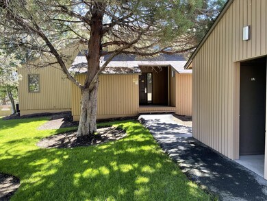 2200 Snowgoose Dr unit RV1B, Redmond, OR 97756 - photo 2