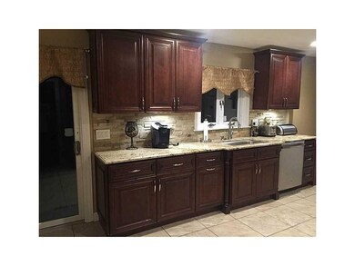 506 Division St, East Greenwich, RI 02818 - photo 3