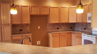 15821 Lawrence Lake Rd SE, Yelm, WA 98597 - photo 6