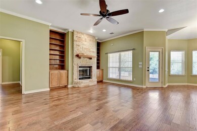 1100 Little Creek Dr, Denison, TX 75020 - photo 5