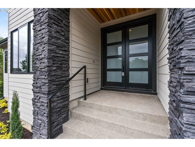 2105 Fircrest Dr, West Linn, OR 97068 - photo 2