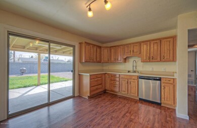 7911 E Belleview St Scottsdale-large-007