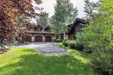 82_turnberry_pl_exterior_front Resized