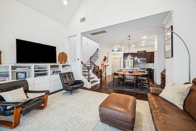 713 Dorothy St, Houston, TX 77008 - photo 3