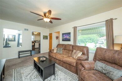 2635 49th St, Des Moines, IA 50310 - photo 5