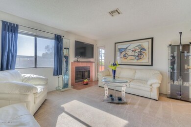 003- Family Room