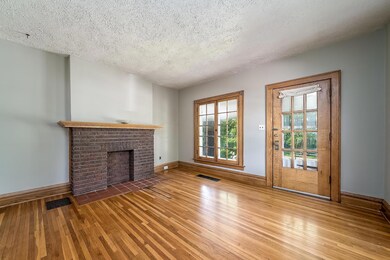 All original woodwork