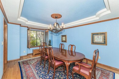 843 E Country View Cir, Fresno, CA 93730 - photo 7