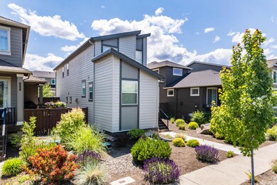 20851 SE Gateway Dr, Bend-2