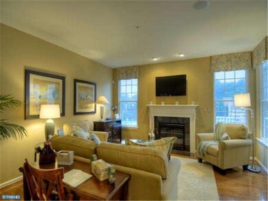 35 Sandy Run Cir, Fort Washington, PA 19034 - photo 5