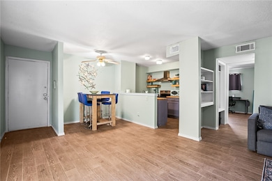 1011 Ennis Joslin Rd unit 213, Corpus Christi, TX 78412 - photo 4