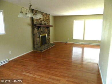 9095 Darley Dr, La Plata, MD 20646 - photo 5