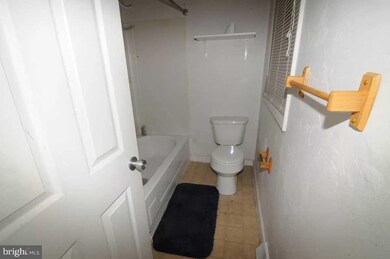 446 W Princess St, York, PA 17401 - photo 7