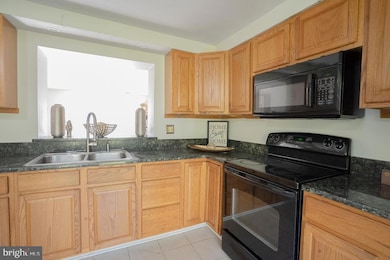 11406 Abbottswood Ct unit 54-3, Upper Marlboro, MD 20774 - photo 2