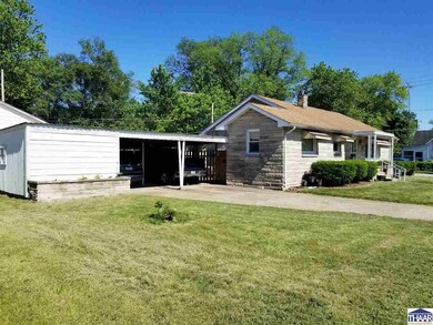 102 W Riggy Ave, West Terre Haute, IN 47885 - photo 2