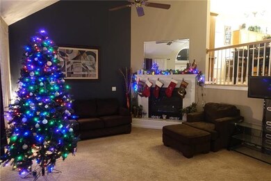 709 Meadow Ln, Raymore, MO 64083 - photo 3